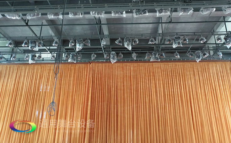 深圳濱海旅游度假區(qū)kaisa金沙灣雪域廣場舞臺阻燃幕布、舞臺燈光等項目！促進(jìn)旅游、文化融合發(fā)展，帶動服務(wù)產(chǎn)業(yè)整體轉(zhuǎn)型升級！