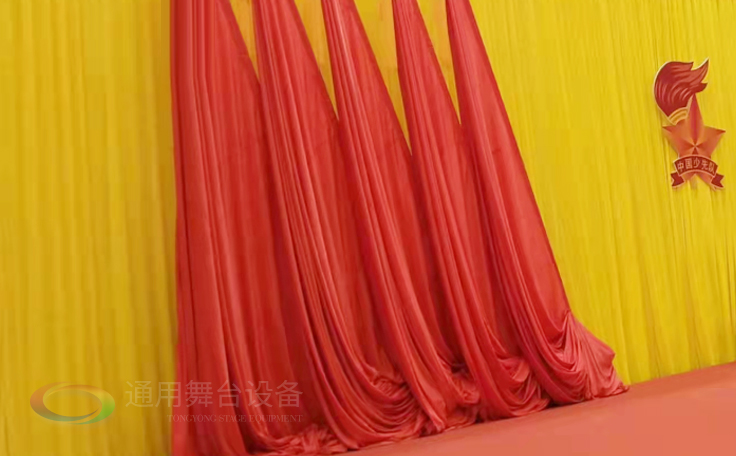 通用舞臺紅色會議金絲絨舞臺幕布 手感絲滑 經(jīng)久耐用 ！